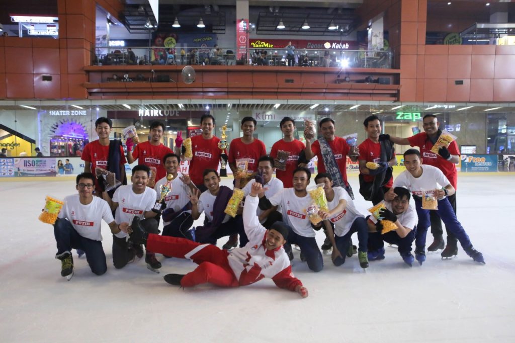 Futsal on Ice di BX Rink Bintaro Xchange Ice Skating RInk HUT RI 74 - 22